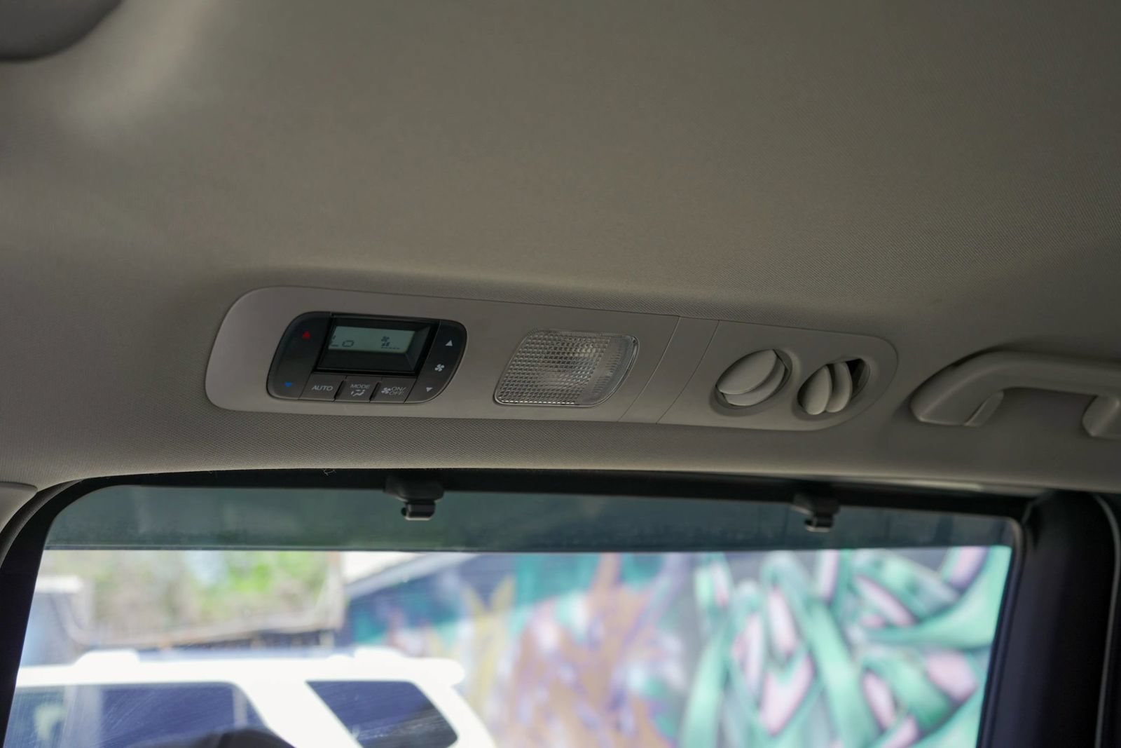 Used 2014 Honda Odyssey EX-L image 18