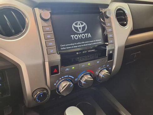 Used 2021 Toyota Tundra SR5 AWD/4WD image 12