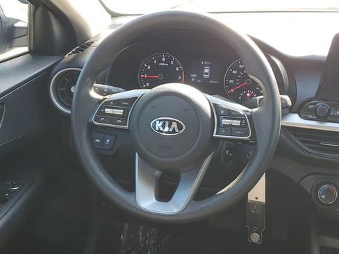 Used 2021 Kia Forte LXS image 13