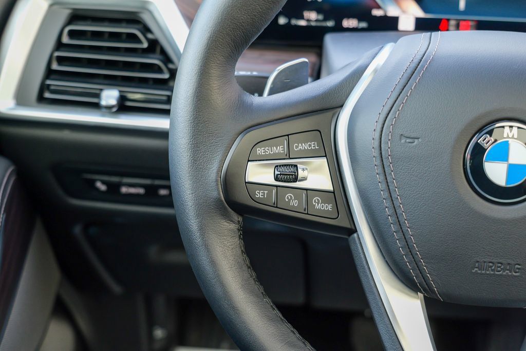 Used 2024 BMW X5 xDrive40i w/ Premium Package AWD/4WD image 45