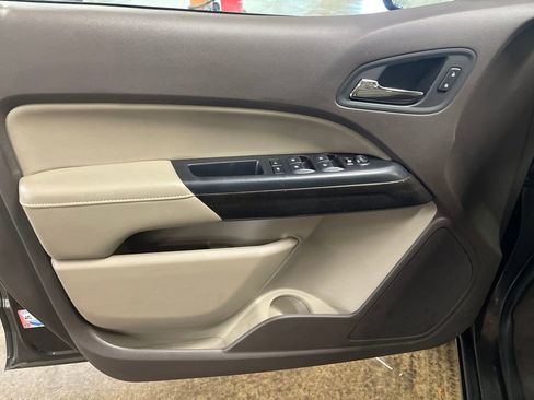 Used 2020 GMC Canyon SLT w/ Driver Alert Package image 11