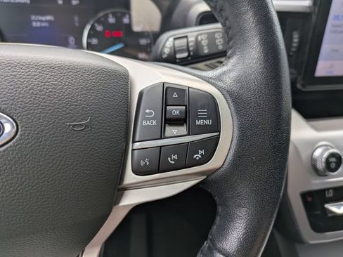 Used 2021 Ford Explorer XLT RWD image 27