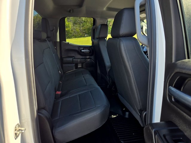Used 2022 Chevrolet Silverado 1500 W/T w/ WT Convenience Package AWD/4WD image 17