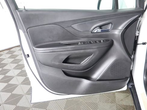 Used 2018 Buick Encore Preferred image 19