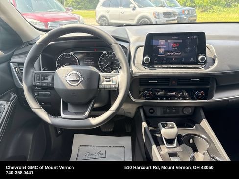 Used 2026 Nissan Rogue SV AWD/4WD image 16