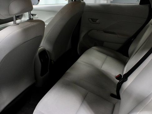 Used 2025 Hyundai Kona SEL FWD image 20