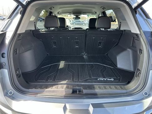 Used 2023 GMC Terrain AT4 w/ LPO, Floor Liner Package AWD/4WD image 24