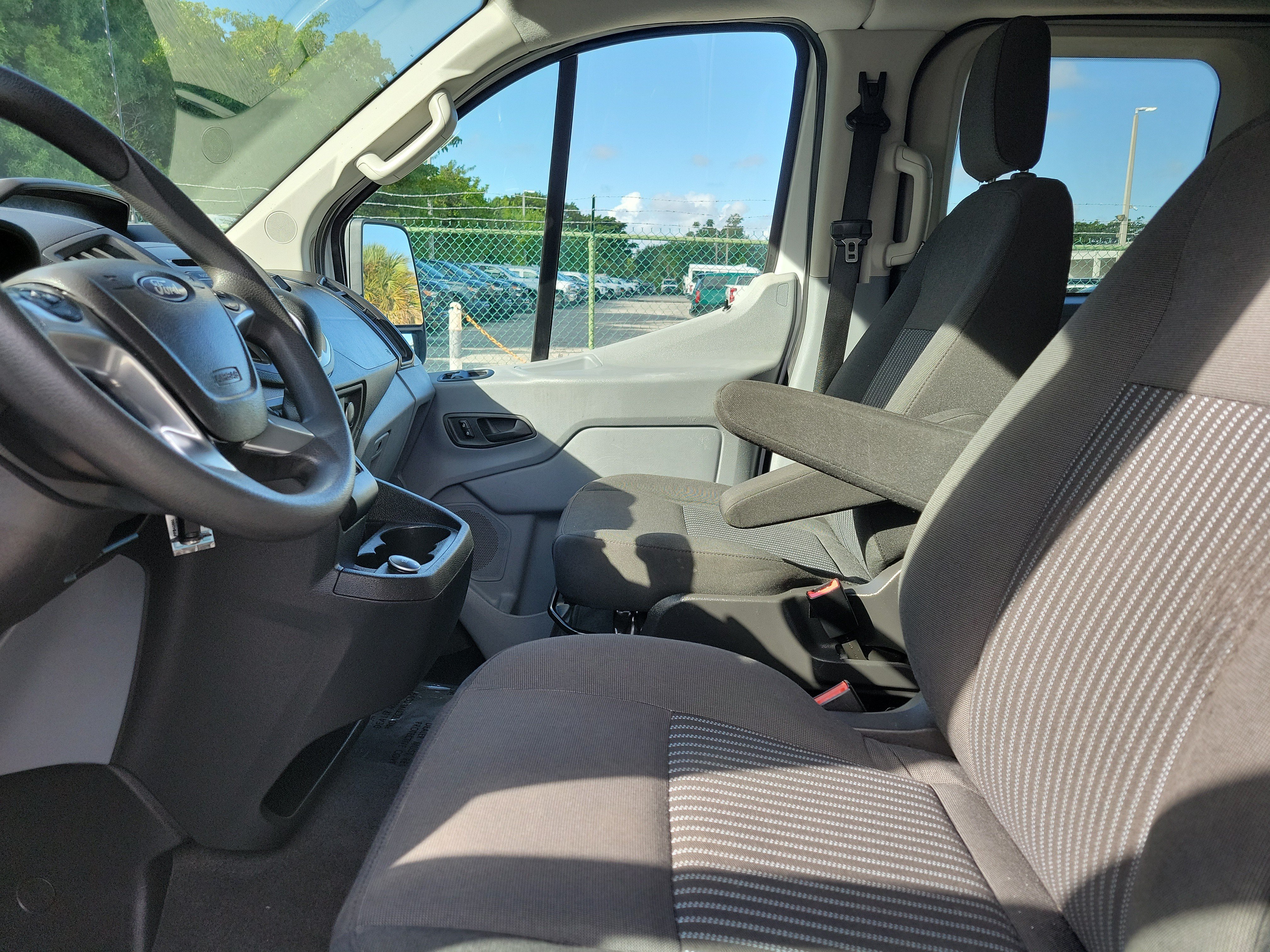 Used 2018 Ford Transit 350 XL RWD image 20