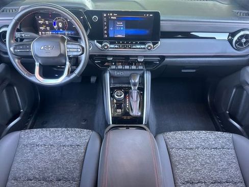 Used 2024 Chevrolet Colorado Z71 w/ Z71 Convenience Package 2 image 15