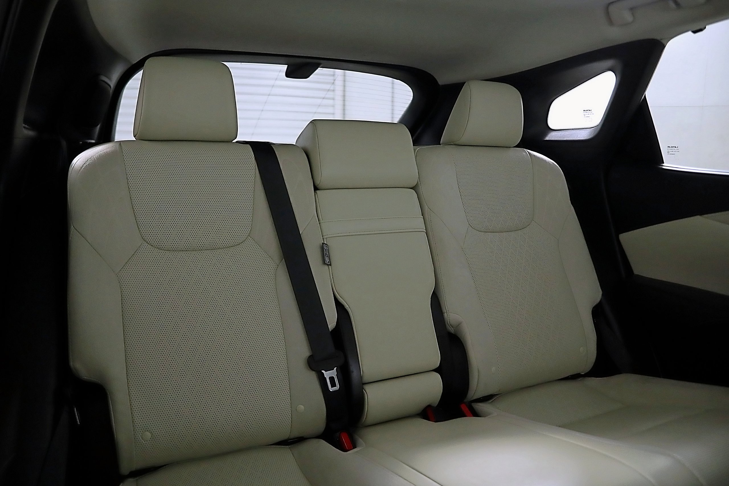 Used 2024 Lexus RX 350h w/ Convenience Package AWD/4WD image 16