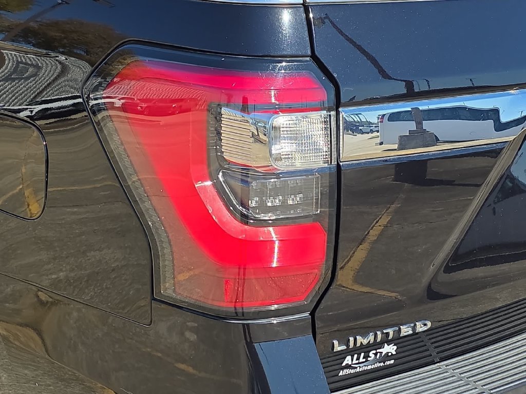 Used 2020 Ford Expedition Max Limited w/ Equipment Group 301A AWD/4WD image 35