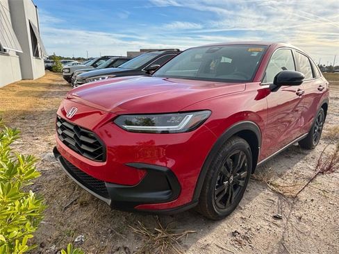 Used 2026 Honda HR-V Sport image 3