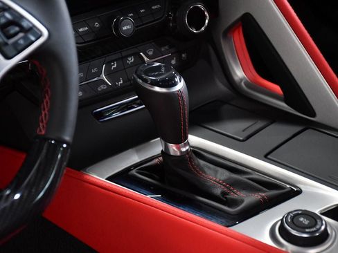 Used 2019 Chevrolet Corvette ZR1 RWD image 36