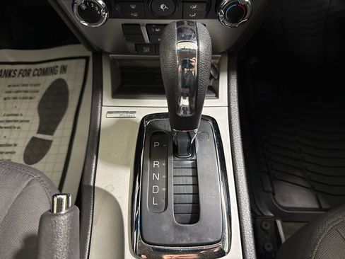 Used 2012 Ford Fusion SE image 25