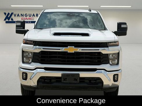 Used 2025 Chevrolet Silverado 2500 LT w/ Convenience Package AWD/4WD image 3