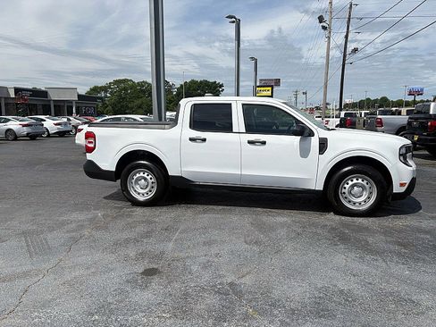 Used 2025 Ford Maverick XL w/ Equipment Group 101A AWD/4WD image 4