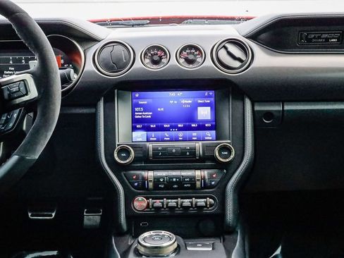 Used 2020 Ford Mustang Shelby GT500 w/ Technology Package image 16