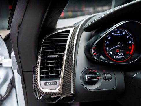 Used 2014 Audi R8 V10 image 59