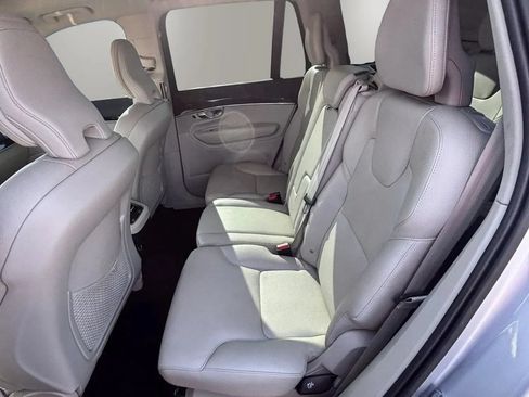 Used 2019 Volvo XC90 T6 Momentum w/ Advanced Package AWD/4WD image 19