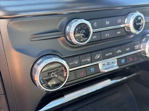 Used 2023 Ford F150 Lariat w/ Equipment Group 502A High image 26