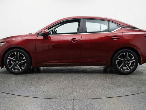 Used 2025 Nissan Sentra SV image 5