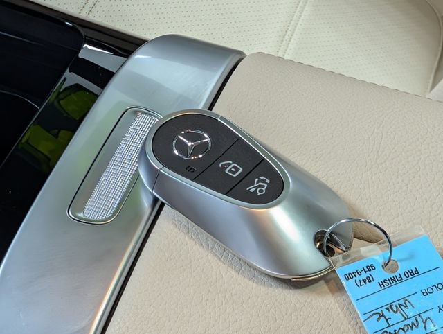 Used 2024 Mercedes-Benz C 300 4MATIC Sedan image 28