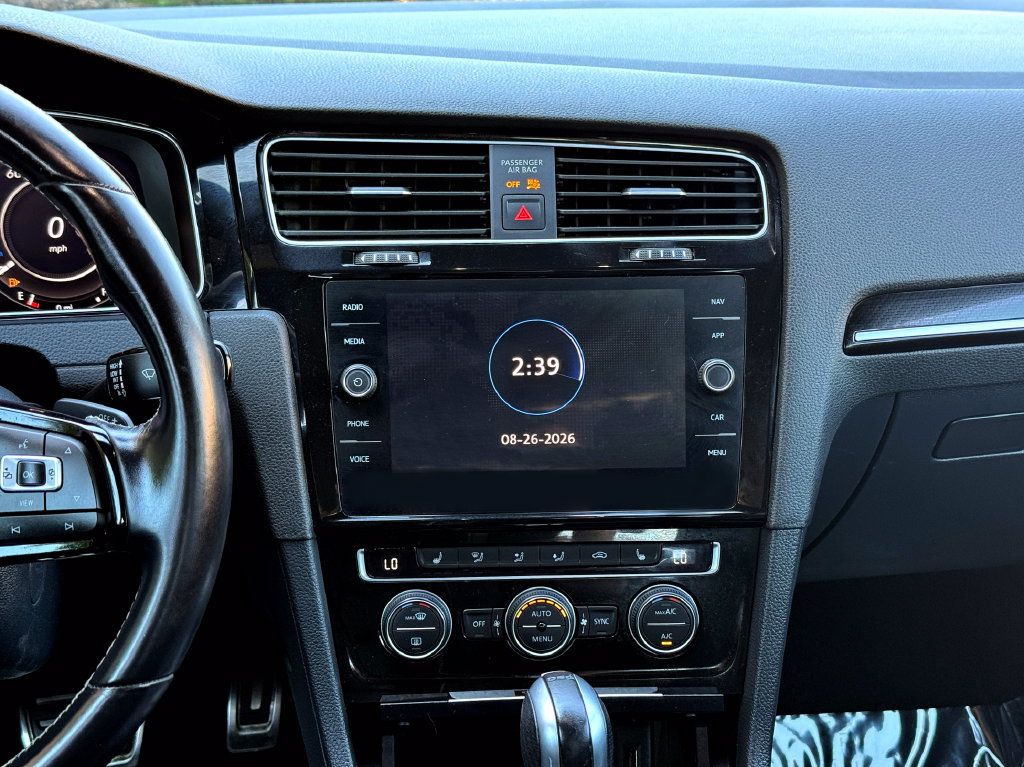 Used 2019 Volkswagen Golf R 4-Door AWD/4WD image 28