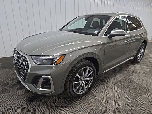 Used 2023 Audi SQ5 Premium Plus w/ Premium Plus Package image 8