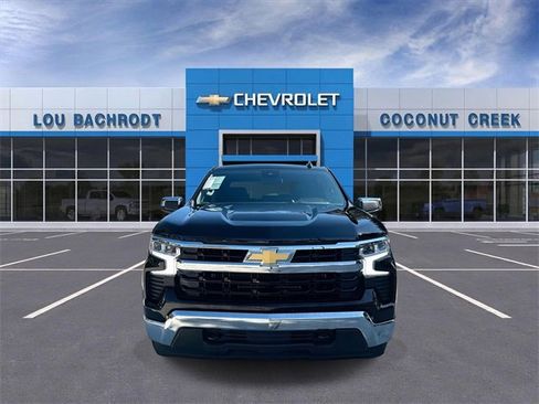 Used 2023 Chevrolet Silverado 1500 LT w/ Protection Package image 3