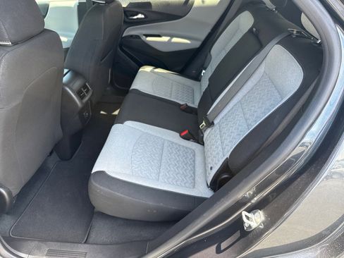 Used 2023 Chevrolet Equinox LT FWD image 11