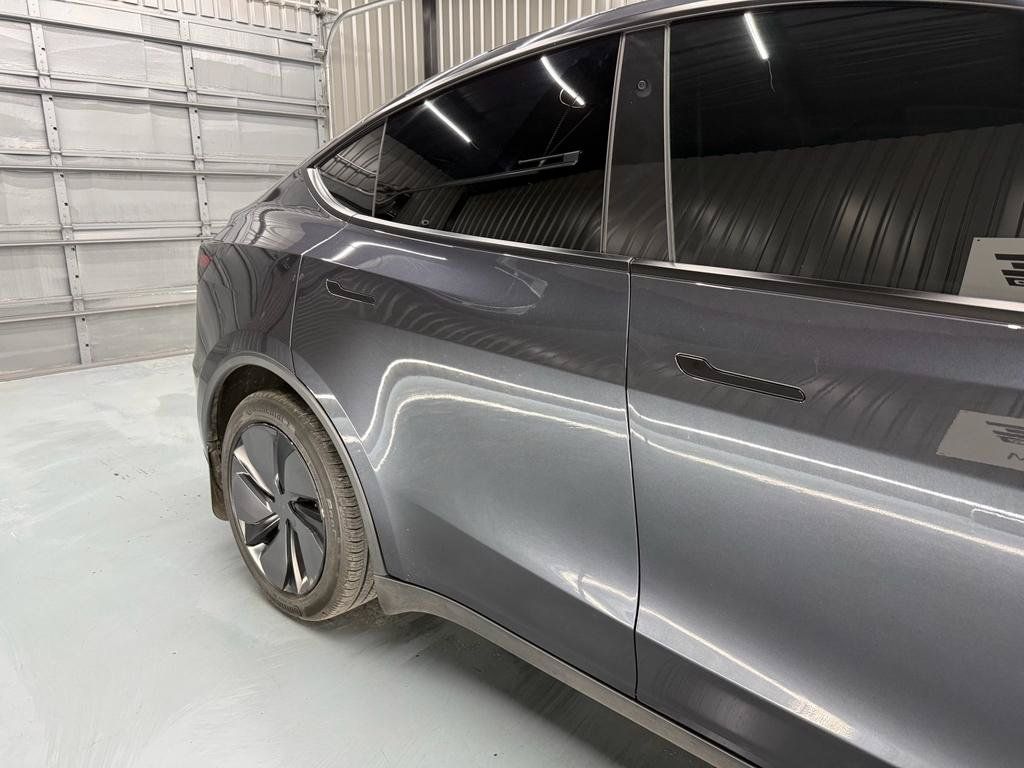 Used 2026 Tesla Model Y Long Range AWD/4WD image 9
