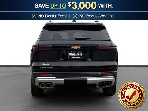 Used 2026 Chevrolet Traverse LT image 5