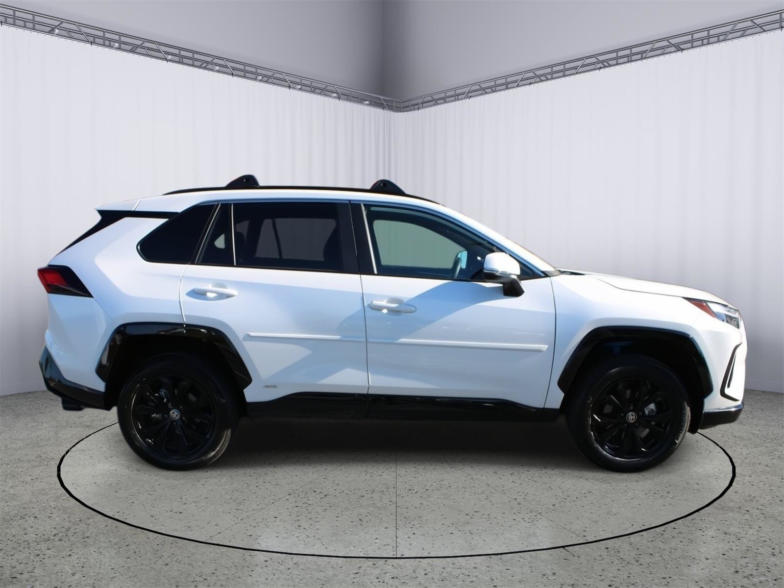 Certified 2025 Toyota RAV4 SE AWD/4WD image 9