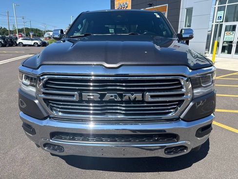 Used 2023 RAM 1500 Laramie AWD/4WD image 2