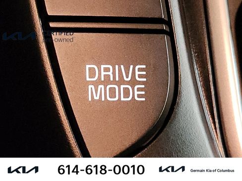 Certified 2025 Kia Soul LX w/ LX Technology Package image 31