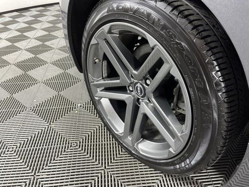 Used 2024 Nissan Z Performance w/ Floor Mat Package RWD image 13
