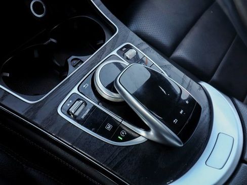 Used 2018 Mercedes-Benz GLC 300 4MATIC image 63