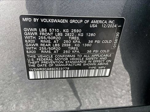 Used 2025 Volkswagen Atlas SE FWD image 42