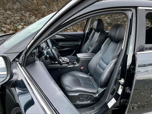 Used 2023 MAZDA CX-9 Touring image 23
