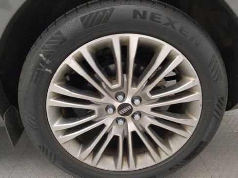 Used 2016 Lincoln MKX Reserve w/ Technology Package FWD image 31