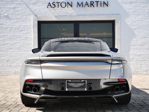 Used 2023 Aston Martin DBS Coupe RWD image 18
