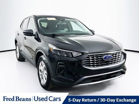 Certified 2023 Ford Escape Active image 1