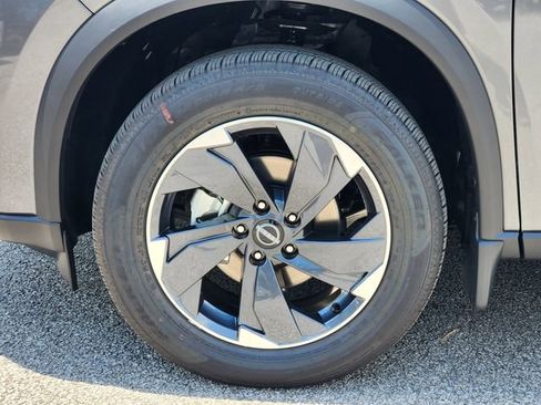 New 2026 Nissan Rogue SV image 7