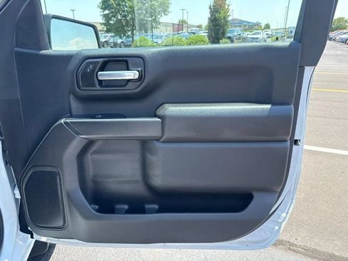 Used 2025 Chevrolet Silverado 1500 W/T w/ WT Value Package AWD/4WD image 15