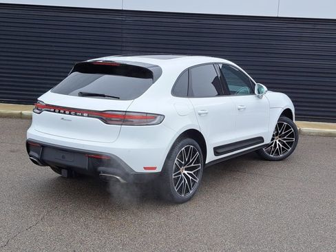 New 2026 Porsche Macan image 7