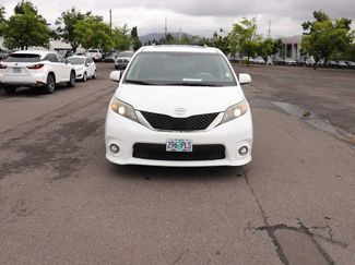 Used 2014 Toyota Sienna SE FWD video 2
