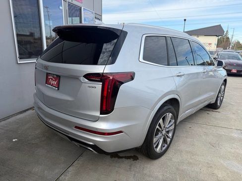 Used 2020 Cadillac XT6 Premium Luxury image 7