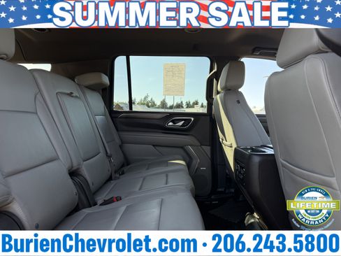 Used 2022 Chevrolet Suburban Z71 w/ Luxury Package AWD/4WD image 26