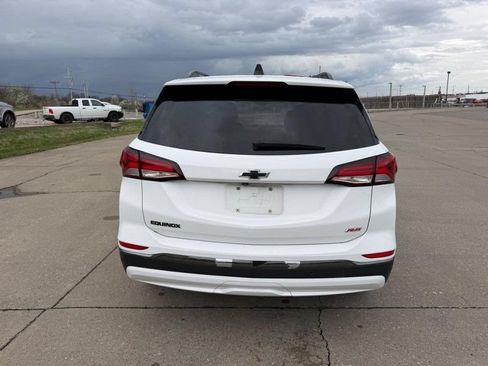 Used 2023 Chevrolet Equinox RS FWD image 4