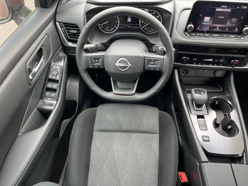 New 2026 Nissan Rogue SV FWD image 13